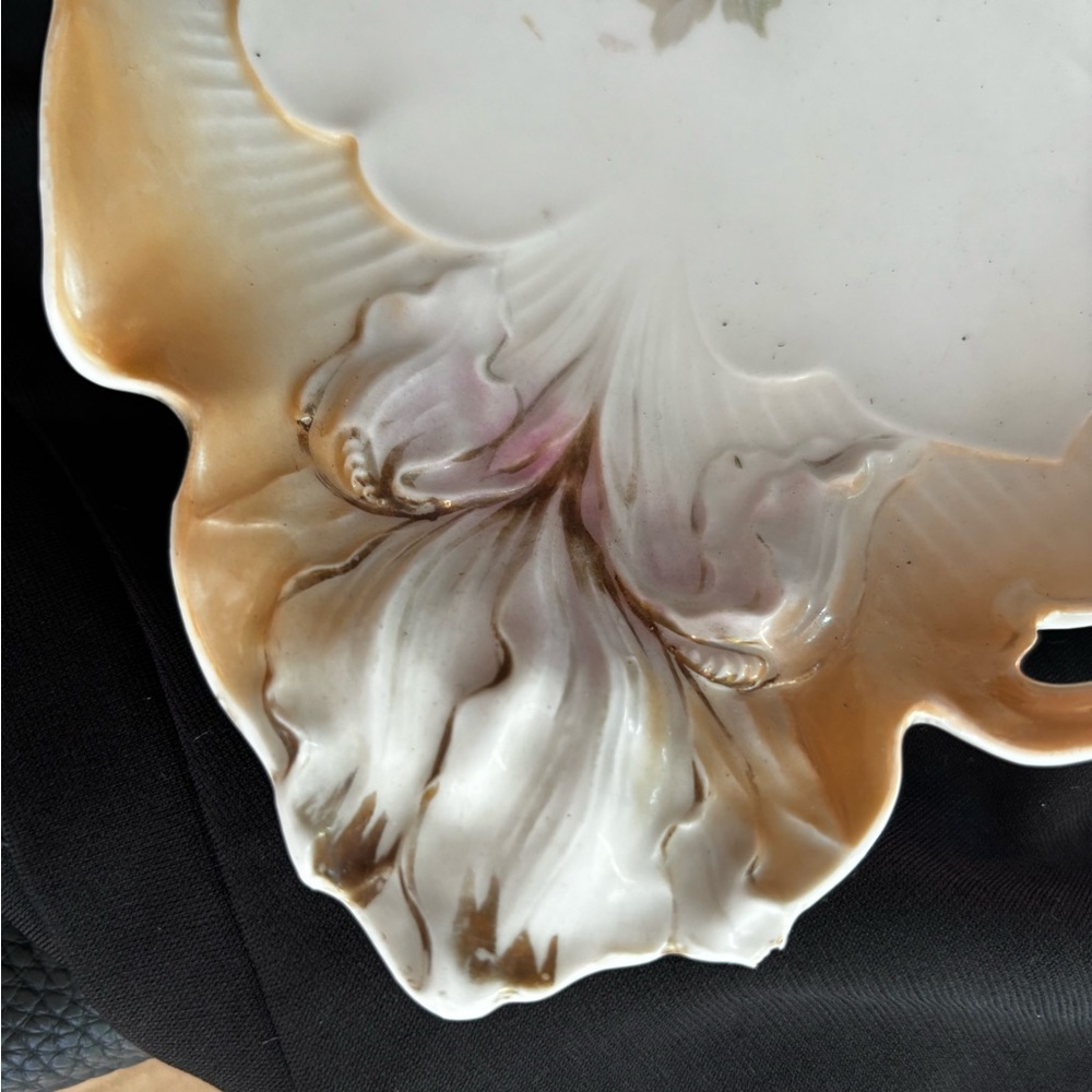 Early 1900's R. S. Prussia Porcelain Floral Dresser Tray - Picture 4 of 11